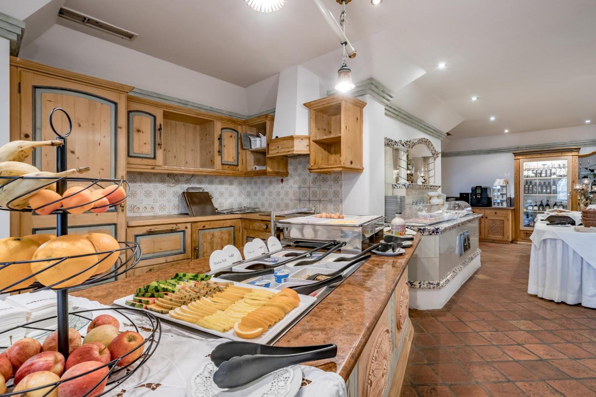 Wellness & Sporthotel Alpenhof Ehrwald Luaran gambar
