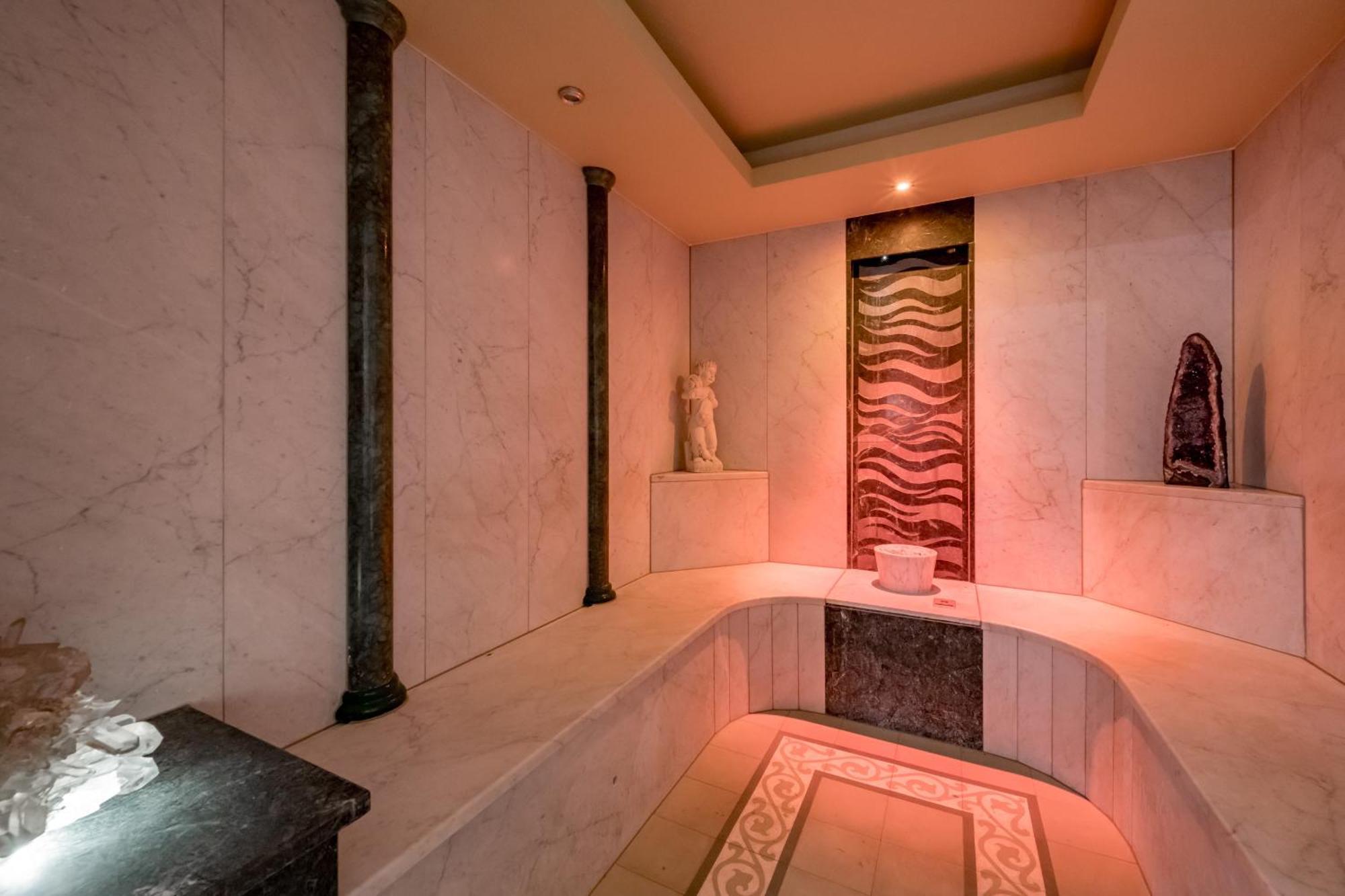 Wellness & Sporthotel Alpenhof Ehrwald Luaran gambar